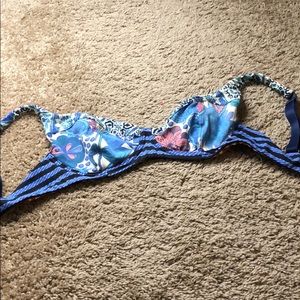 Maaji bathingsuit top